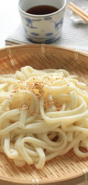 17994707 - japanese cuisine, udon noodles on bamboo basket with sauce