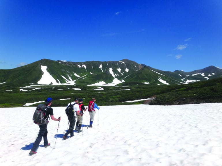 Walk Japan Hokkaido_Hike_Walk_from_Asahidake_Ropeway_to_Aizankei_Onsen_02